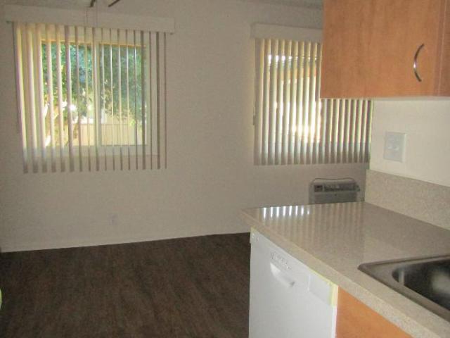 Condo for rent in Azusa, California