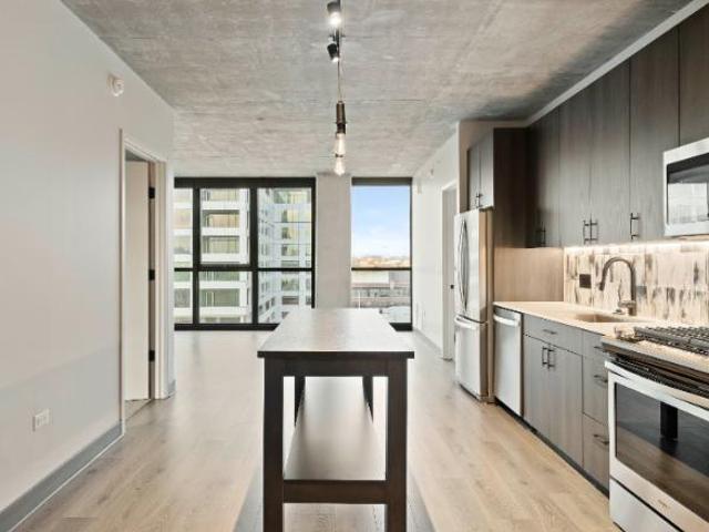 Condo for rent in Chicago Park, Illinois