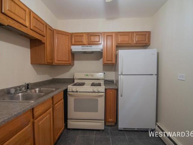 Condo for rent in Blue Island