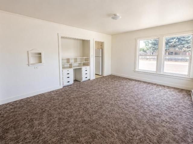 Condo for rent in Oregonia