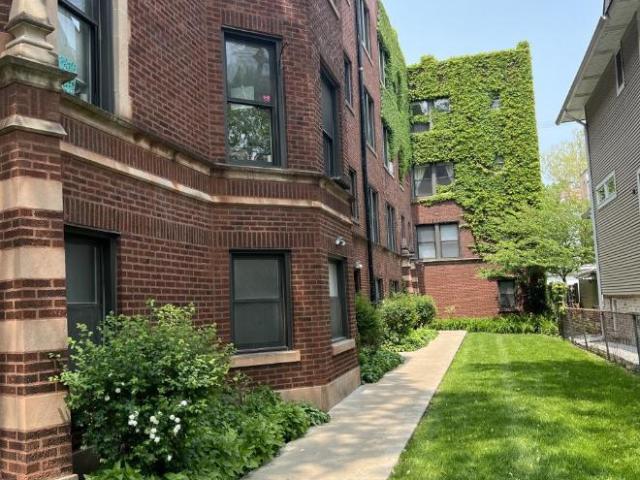 Condo for rent in Chicago Park, Illinois