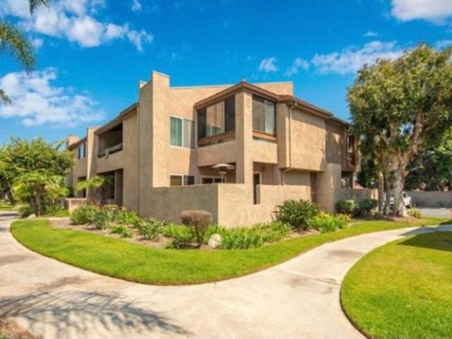 Condo for rent in Huntington Beach, California