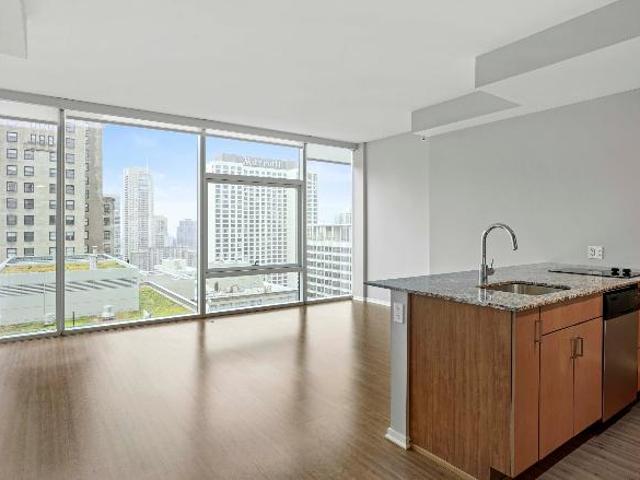 Condo for rent in Chicago Park, Illinois
