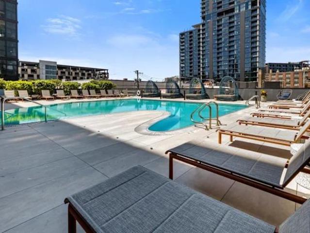 Condo for rent in Chicago Park, Illinois