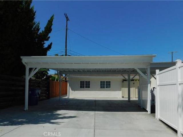 Condo for rent in Reseda