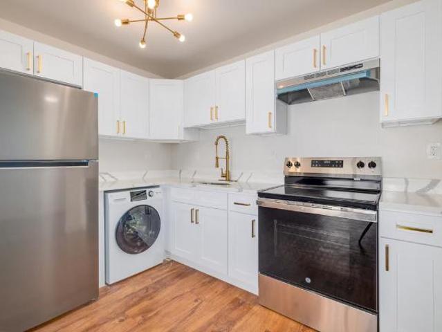 Condo for rent in Barrington, New Jersey