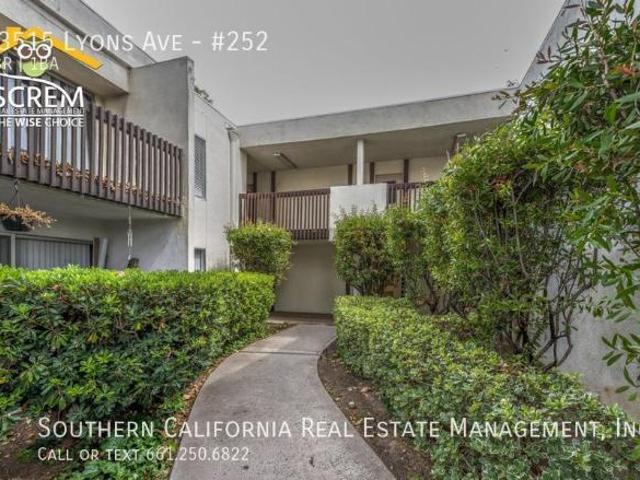Condo for rent in Santa Clarita