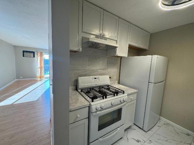 Condo for rent in Glendale Heights, Illinois