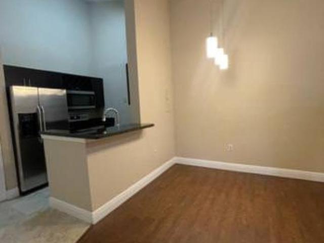 Condo for rent in Oakland Park, Florida