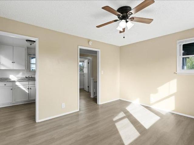 Condo for rent in Long Beach, California