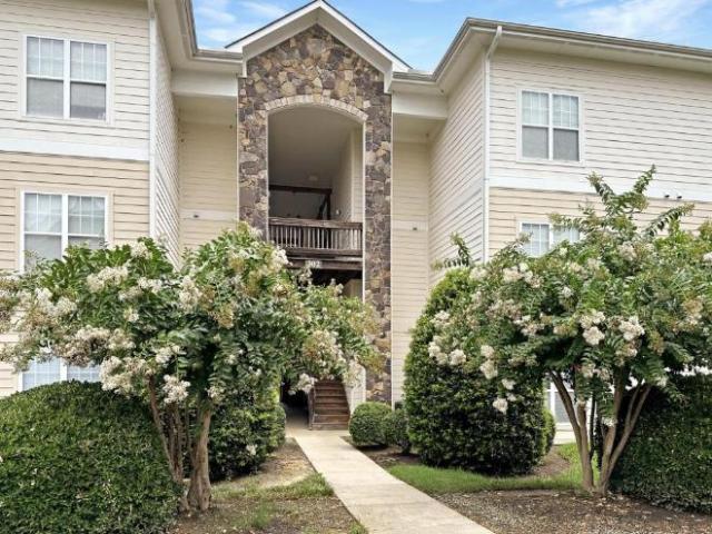 Condo for rent in Alamance, North Carolina