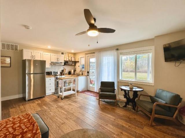 Condo for rent in Montana