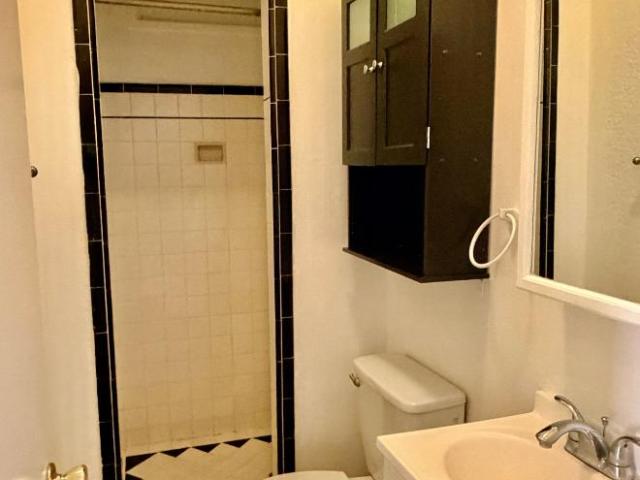 Condo for rent in Canoga Park, California