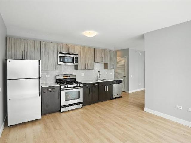 Condo for rent in Chicago Park, Illinois