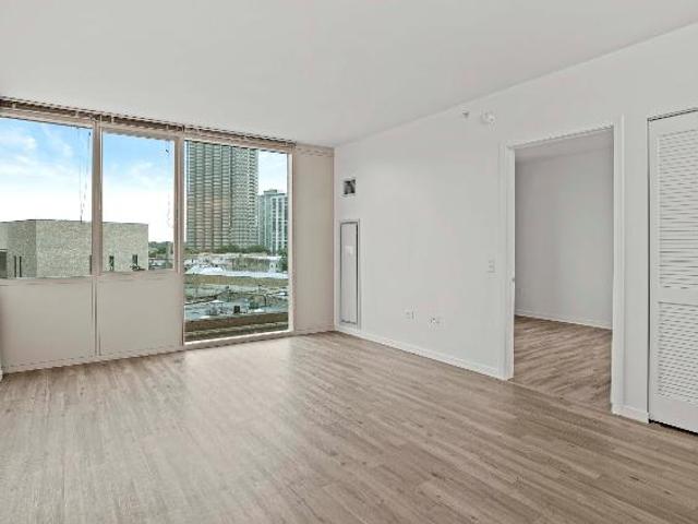 Condo for rent in Chicago Park, Illinois