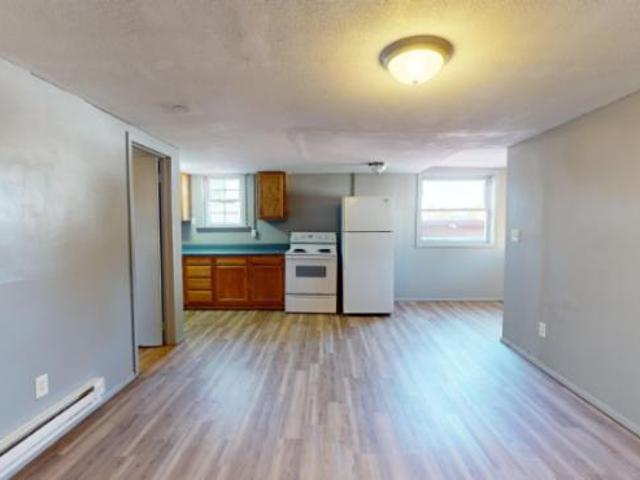 Condo for rent in Marion, Indiana