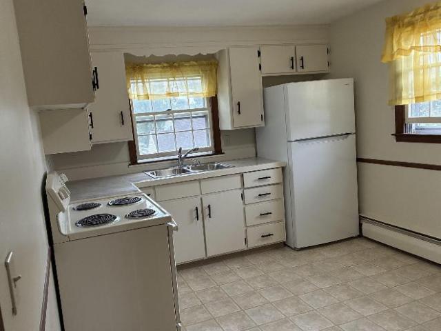 Condo for rent in Lincoln, Rhode Island