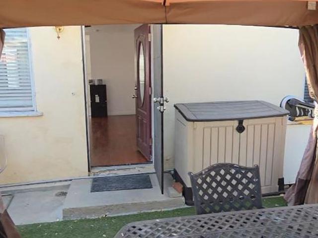 Condo for rent in Canoga Park, California