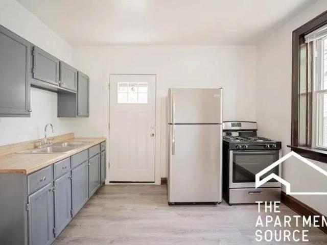 Condo for rent in Chicago Park, Illinois