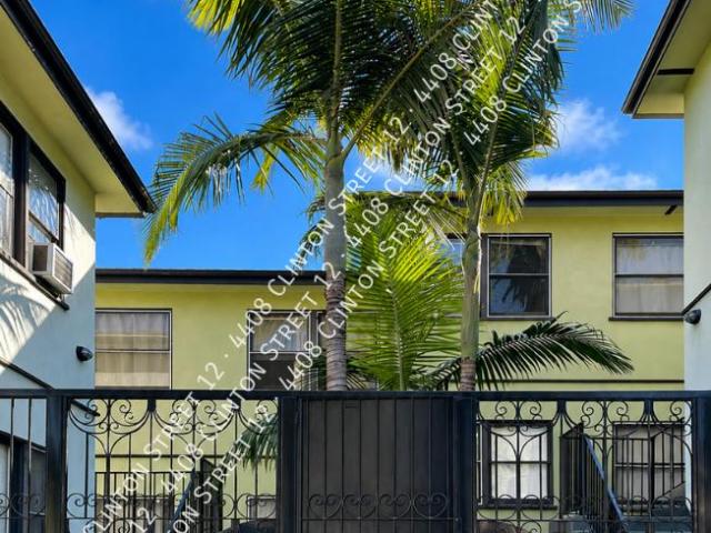 Condo for rent in Canoga Park, California