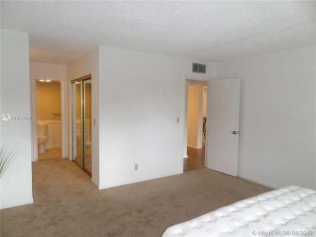 Condo for rent in Lauderhill