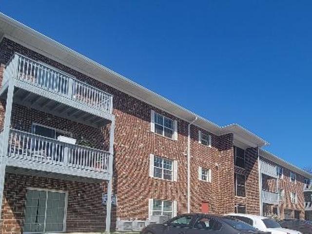 Condo for rent in Downers Grove, Illinois