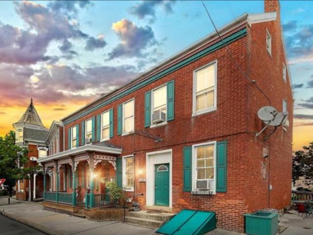 Condo for rent in New Oxford, Pennsylvania