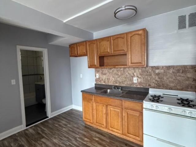 Condo for rent in East Orange