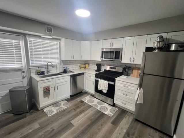 Condo for rent in Downers Grove