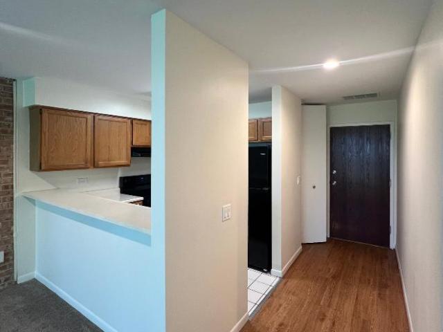 Condo for rent in Lisle, Illinois