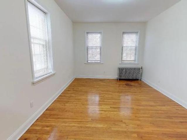 Condo for rent in Bloomfield