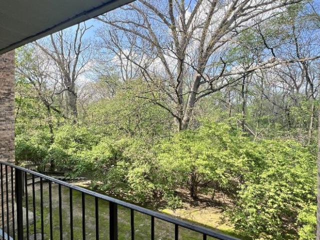 Condo for rent in Lisle, Illinois