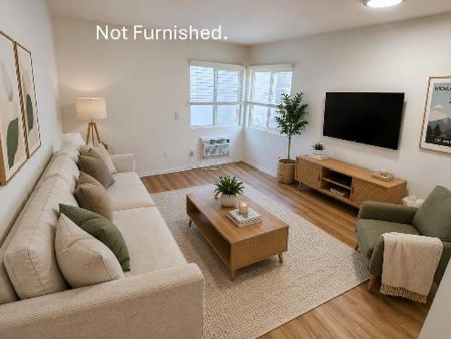 Condo for rent in Canoga Park, California