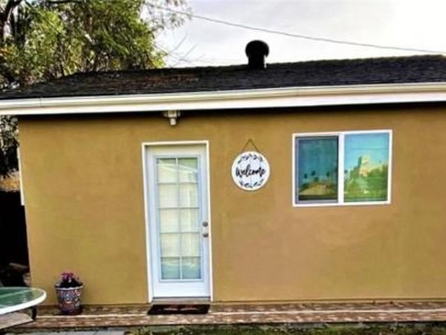 Condo for rent in Reseda