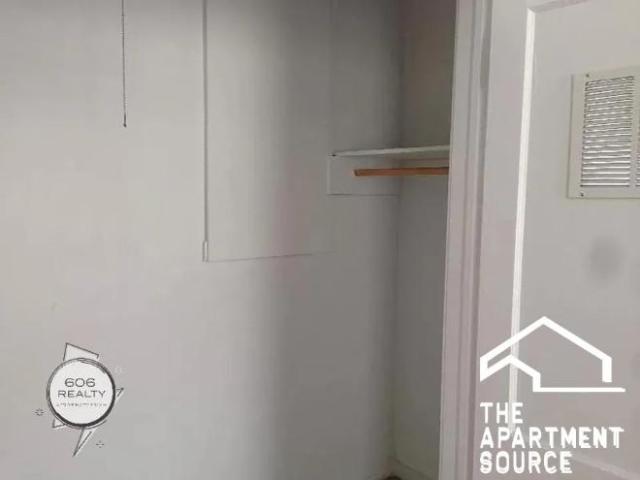 Condo for rent in Chicago Park, Illinois