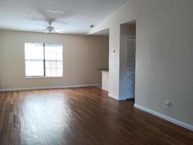 Condo for rent in Pinellas Park, Florida