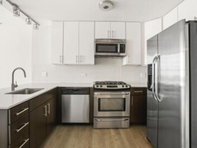 Condo for rent in Chicago Park, Illinois