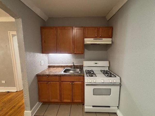 Condo for rent in Chicago Park, Illinois