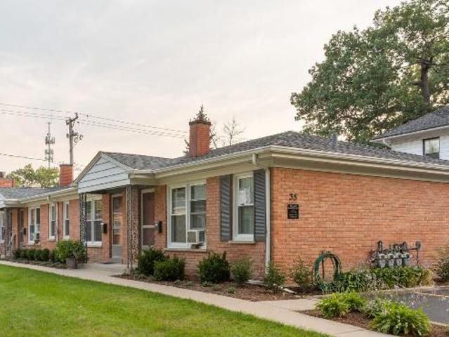 Property for rent in Lake Bluff, Lake County