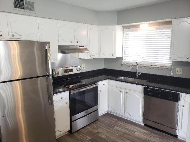 Property for rent in Kansas