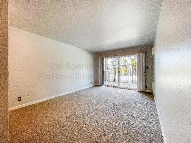 Townhouse for rent in Oakland, California
