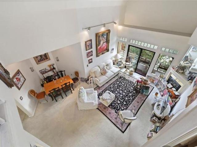 Townhouse for rent in Sherman Oaks Neighborhood Council District, Canoga Park