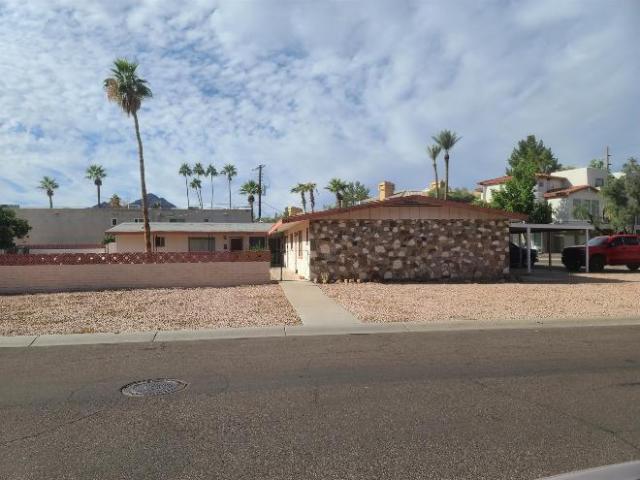 Townhouse for rent in Scottsdale, Arizona