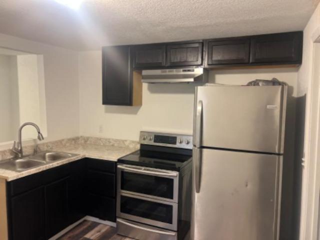 Townhouse for rent in Norfolk Townhouse for rent in Norfolk