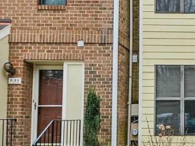 Townhouse for rent in Bethesda