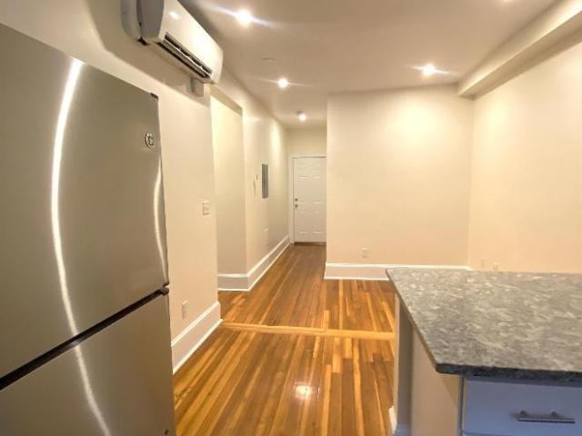 Townhouse for rent in Boston