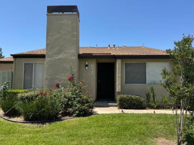 Townhouse for rent in Lake Elsinore