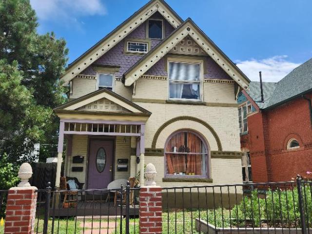 Townhouse for rent in Denver