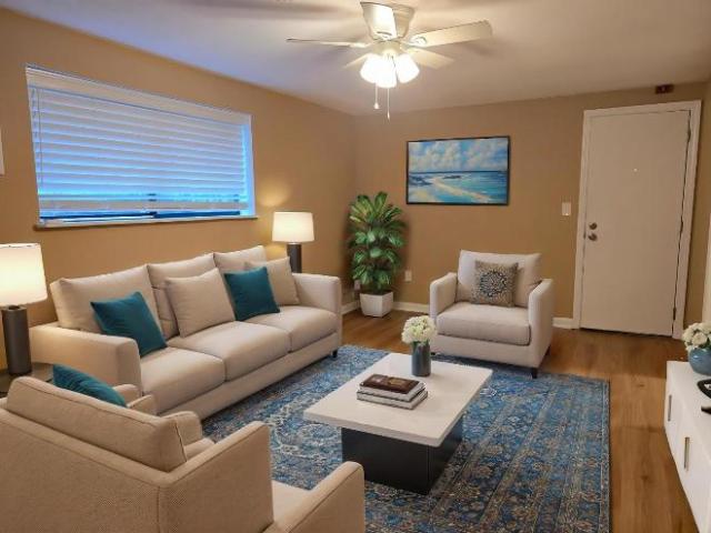 Townhouse for rent in Manchester, Hillsborough County