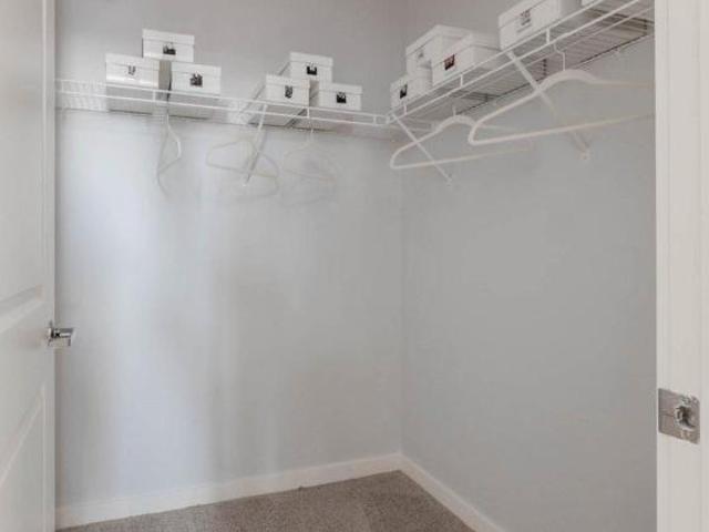 Apartment for rent in Chicago Park, Illinois